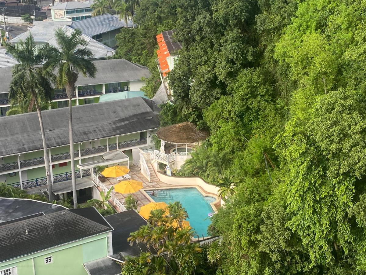 Deluxe Montego Bay Club Studio & Suites Extérieur photo