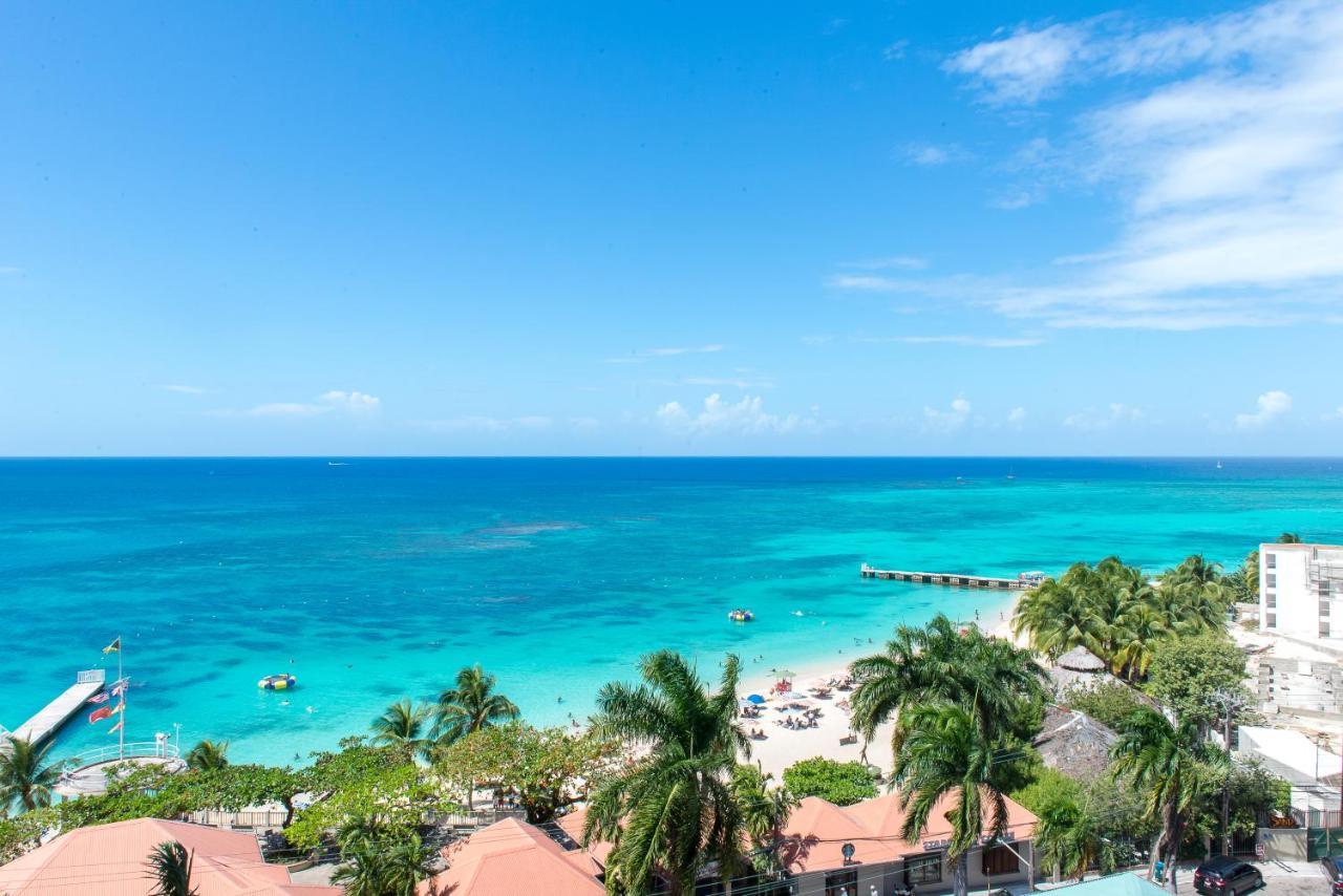 Deluxe Montego Bay Club Studio & Suites Extérieur photo