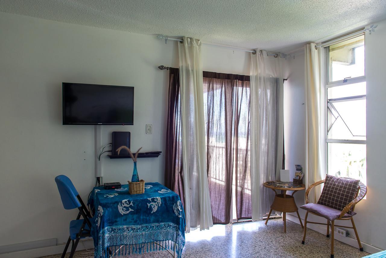 Deluxe Montego Bay Club Studio & Suites Extérieur photo