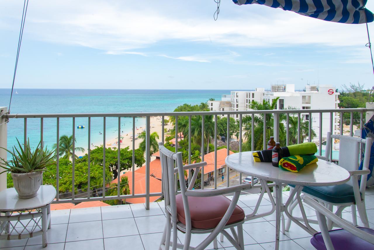 Deluxe Montego Bay Club Studio & Suites Extérieur photo
